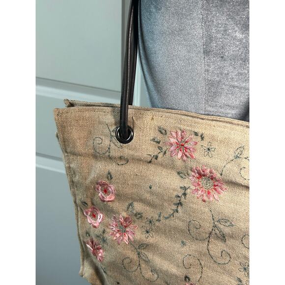 90s- Linen- Pink Floral Embroidery- Beachy zips- Shoulder Tote- small stain - Picture 4 of 6